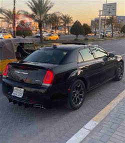 کرایسلەر 300